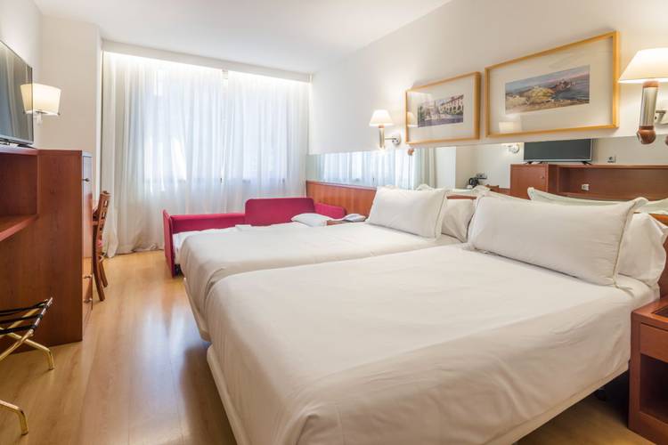  Hotel ILUNION Les Corts – Spa Barcelona